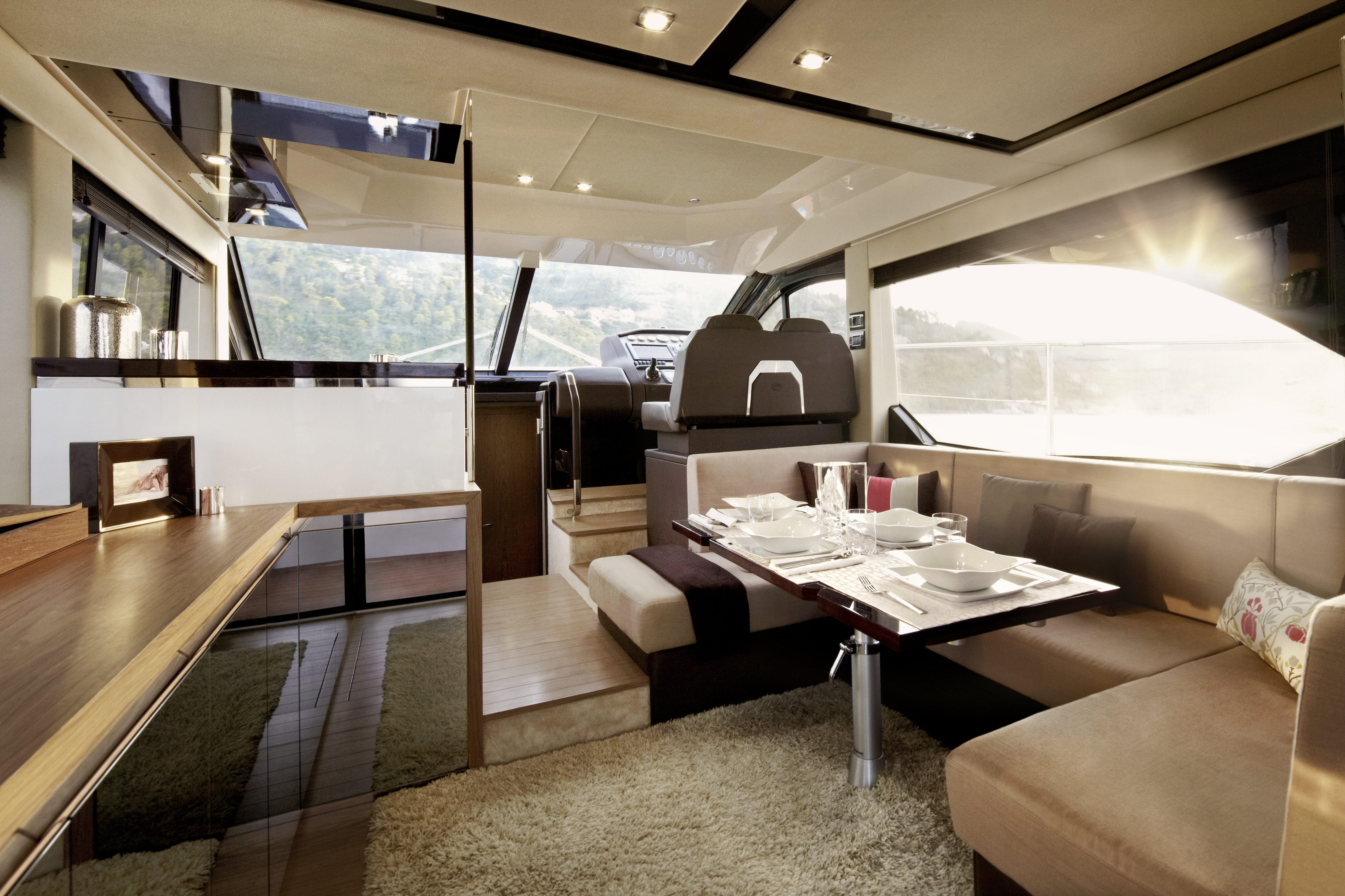 FLY47_INTERIORS_00012_HR FLY47_INTERIORS_00012_HR
