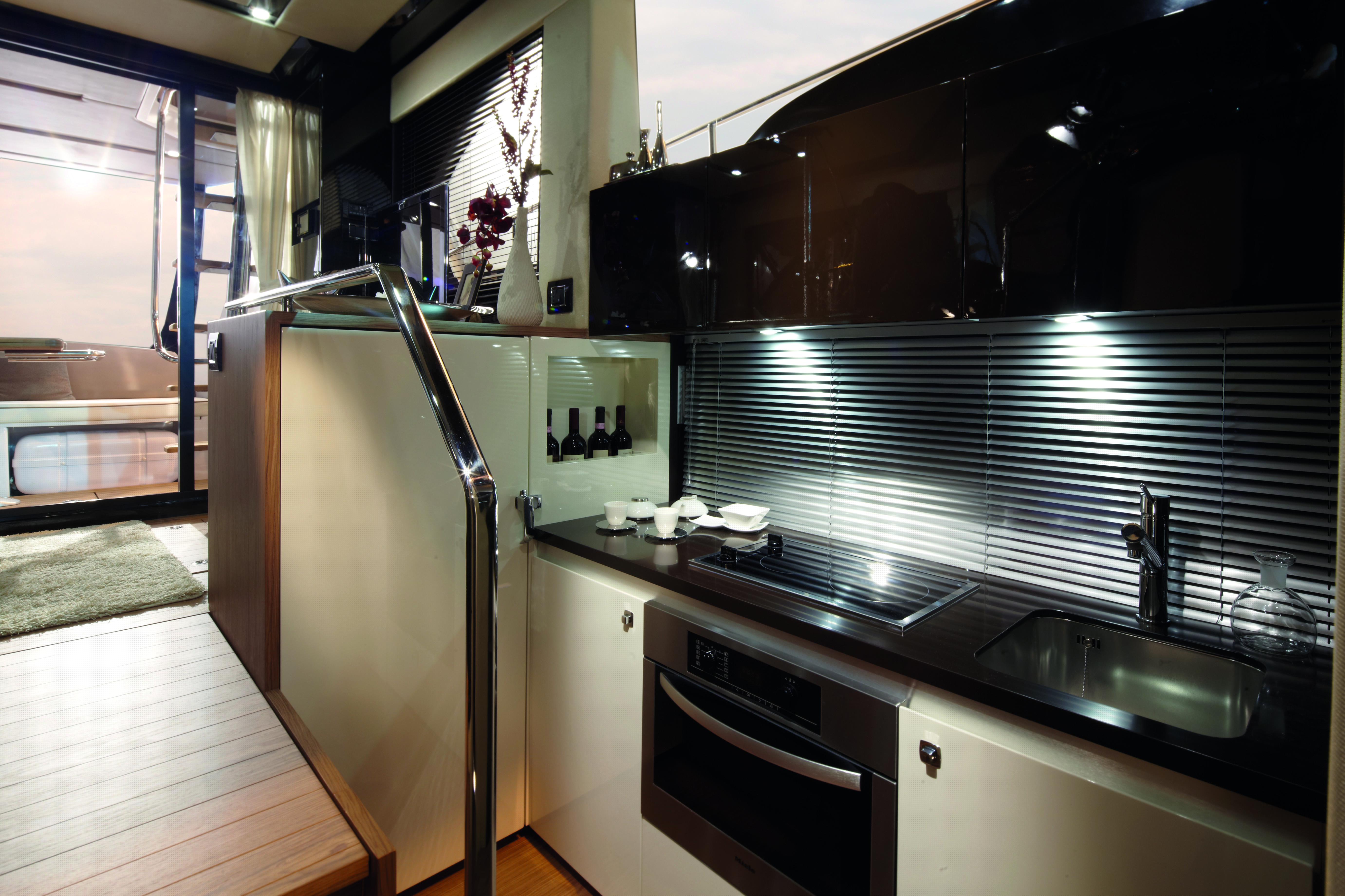 FLY40_INTERIOR_211_HR FLY40_INTERIOR_211_HR