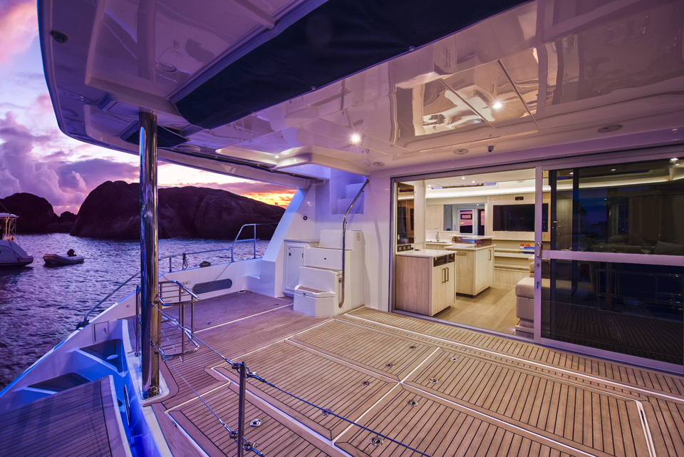 Leopard-58-6-Cabin-20 Leopard-58-6-Cabin-20