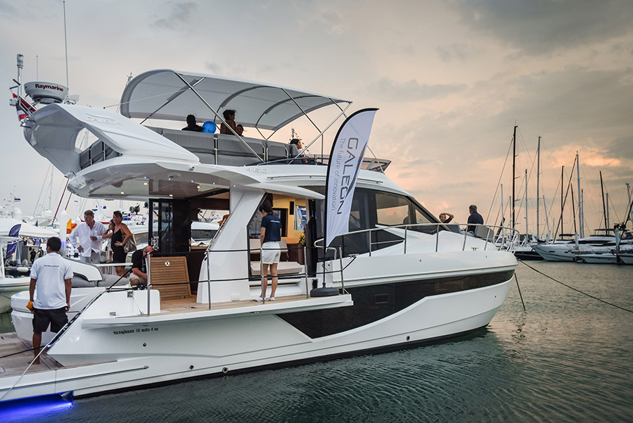 20161214-18_Thailand-Yacht-Show-2016_Day-4-674-VISITS-OF-THE 20161214-18_Thailand-Yacht-Show-2016_Day-4-674-VISITS-OF-THE